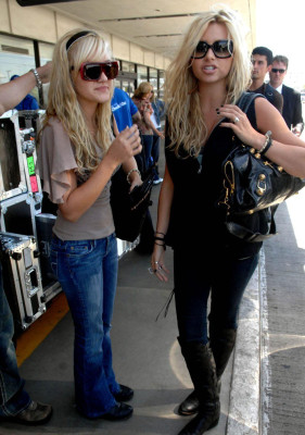 Aly and Aj pic #338708