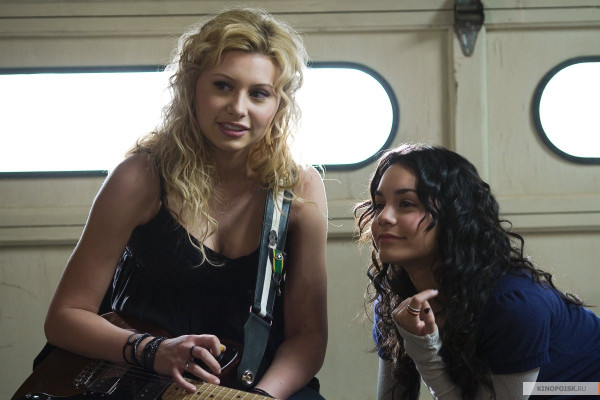 Aly and Aj pic #206924