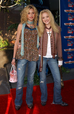 Aly and Aj pic #458233