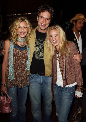 Aly and Aj pic #458232