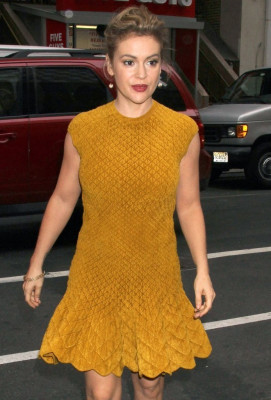 Alyssa Milano pic #643717
