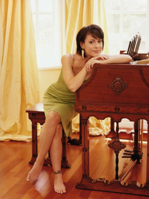 Alyssa Milano pic #646138