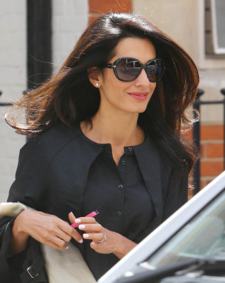 Amal Clooney pic #745055