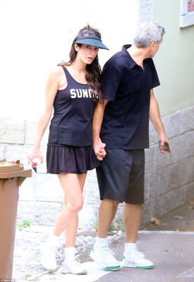 Amal Clooney pic #958300