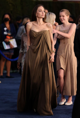 photo 14 in Angelina Jolie gallery [id1276231] 2021-10-21 00:00:00