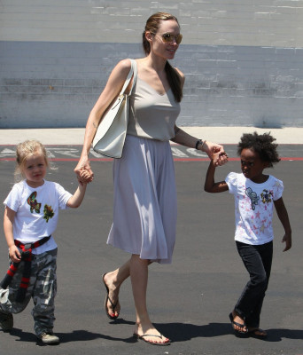 Angelina Jolie pic #175989
