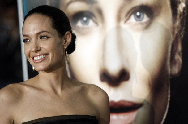 Angelina Jolie pic #221100