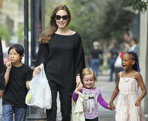 Angelina Jolie pic #460801