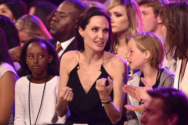 Angelina Jolie pic #767164