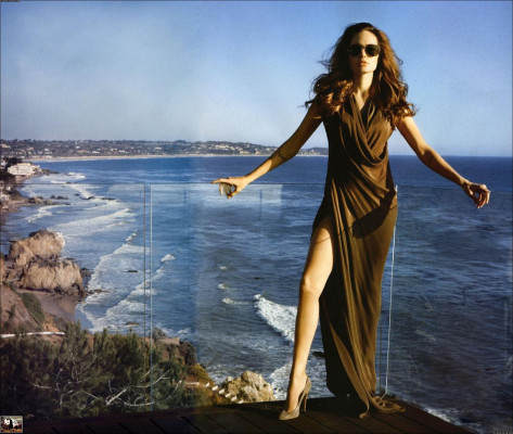 Angelina Jolie pic #104613