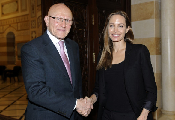 Angelina Jolie pic #674578