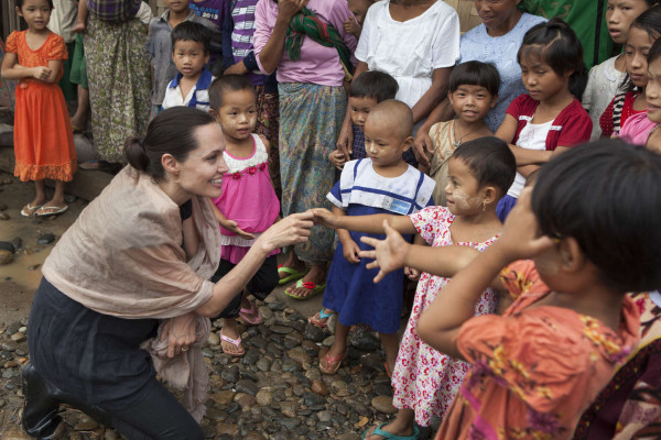 Angelina Jolie pic #788949