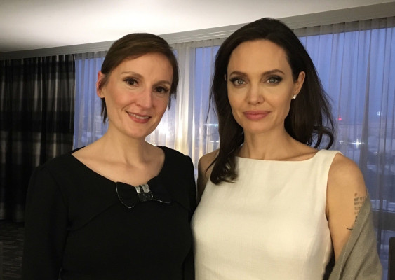 Angelina Jolie pic #1010950