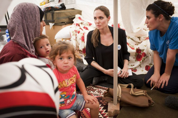 Angelina Jolie pic #532879