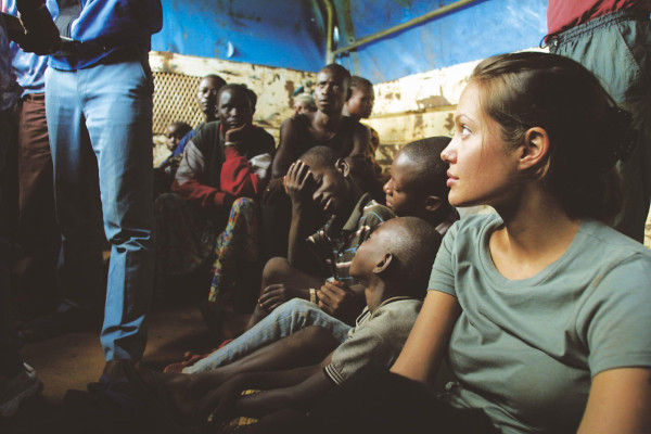 Angelina Jolie pic #269324