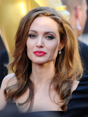 Angelina Jolie pic #475696