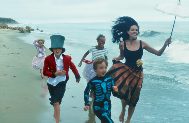 Angelina Jolie pic #804870