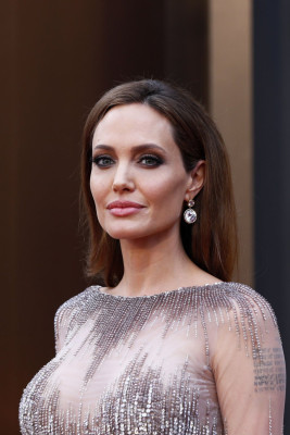 Angelina Jolie pic #677092