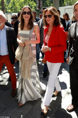Angelina Jolie pic #1156885