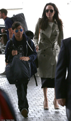 Angelina Jolie pic #787724