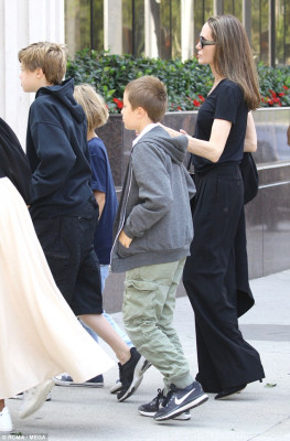 photo 29 in Angelina Jolie gallery [id1107780] 2019-02-20 00:00:00