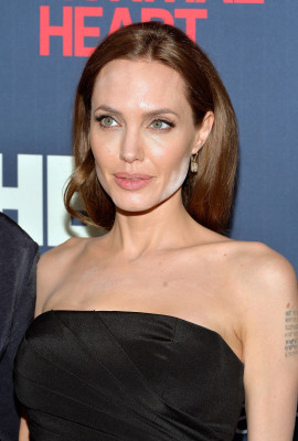 Angelina Jolie pic #700169