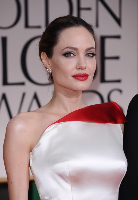 Angelina Jolie pic #438011