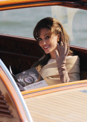 Angelina Jolie pic #245341