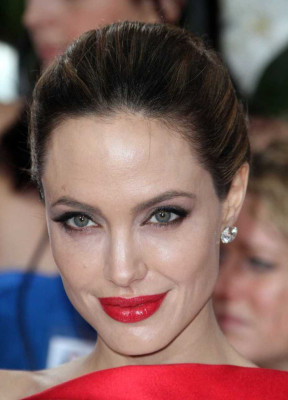Angelina Jolie pic #437852