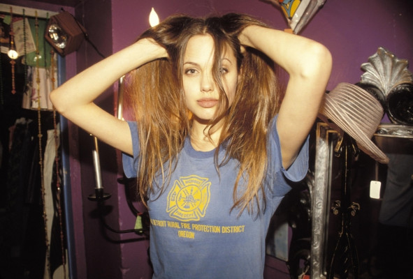 Angelina Jolie pic #404258