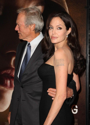 Angelina Jolie pic #495522