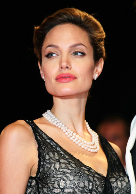 Angelina Jolie pic #422088