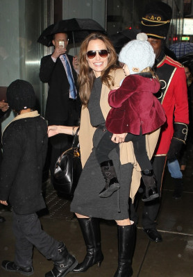 Angelina Jolie pic #428325