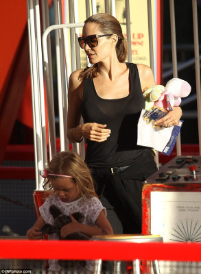 Angelina Jolie pic #660681