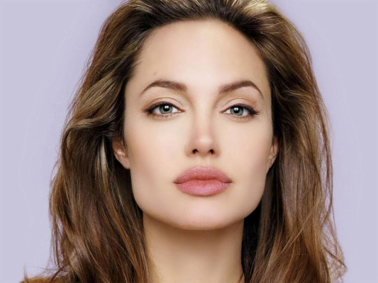 Angelina Jolie pic #400382