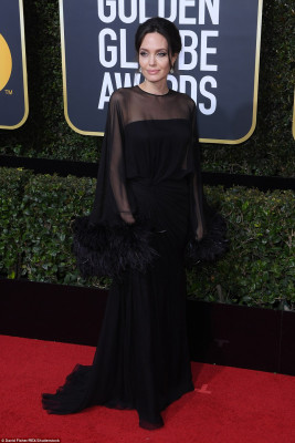 Angelina Jolie pic #996288