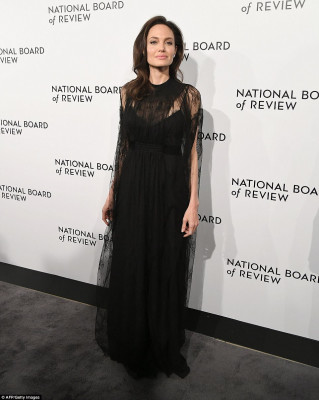 Angelina Jolie pic #997057
