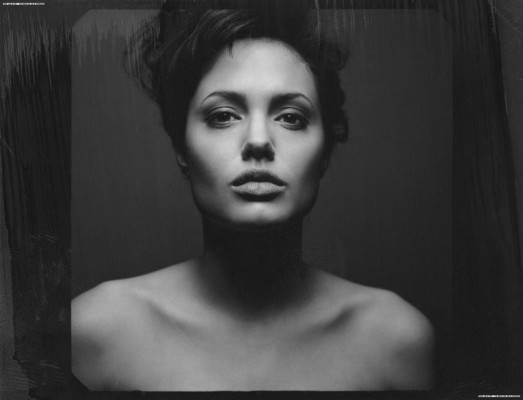 Angelina Jolie pic #213588