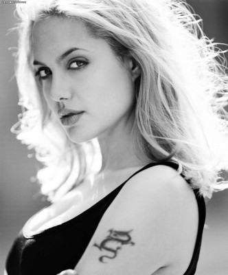 Angelina Jolie pic #131311