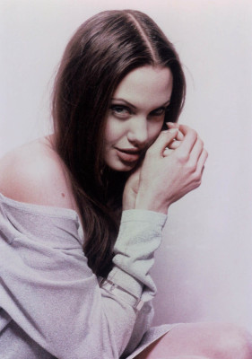 Angelina Jolie pic #119334