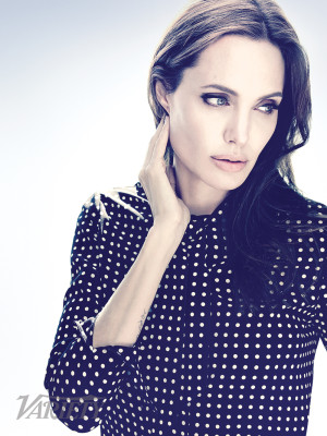 Angelina Jolie pic #742631