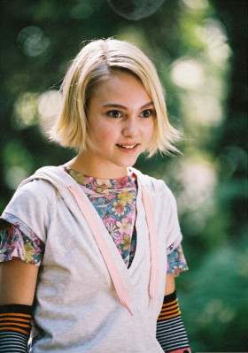 photo 3 in AnnaSophia Robb gallery [id305585] 2010-11-17 00:00:00