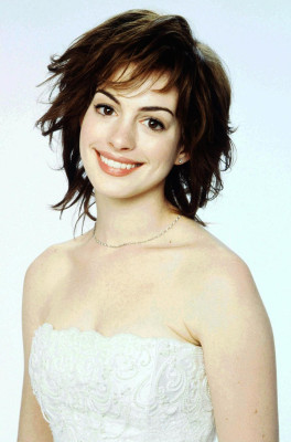 Anne Hathaway pic #250055