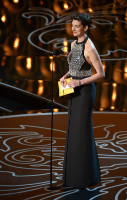 Anne Hathaway pic #677069