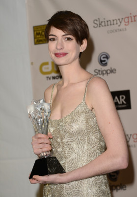 Anne Hathaway pic #616663