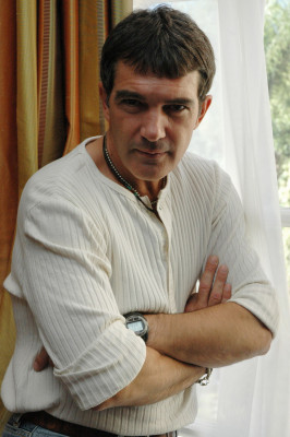 photo 20 in Antonio Banderas gallery [id275303] 2010-08-05 00:00:00