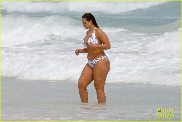 Ashley Graham pic #890523