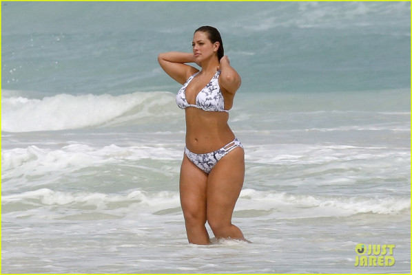 Ashley Graham pic #890524