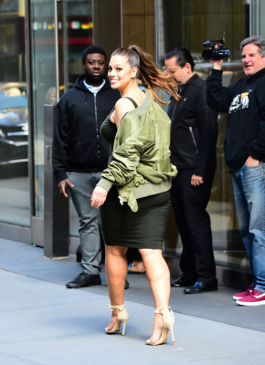 Ashley Graham pic #932643