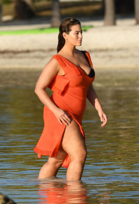 Ashley Graham pic #918947